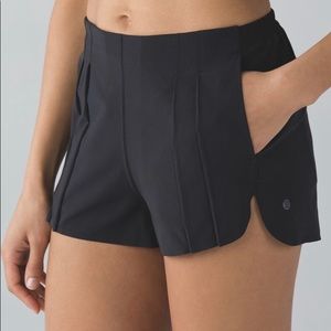 Lululemon &go endeavor short